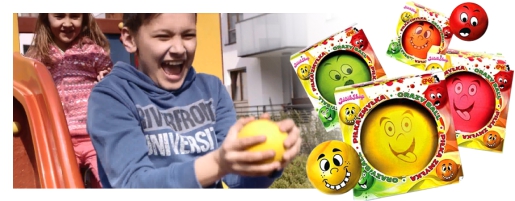 Megérkezett a Ciki-Caki labda!