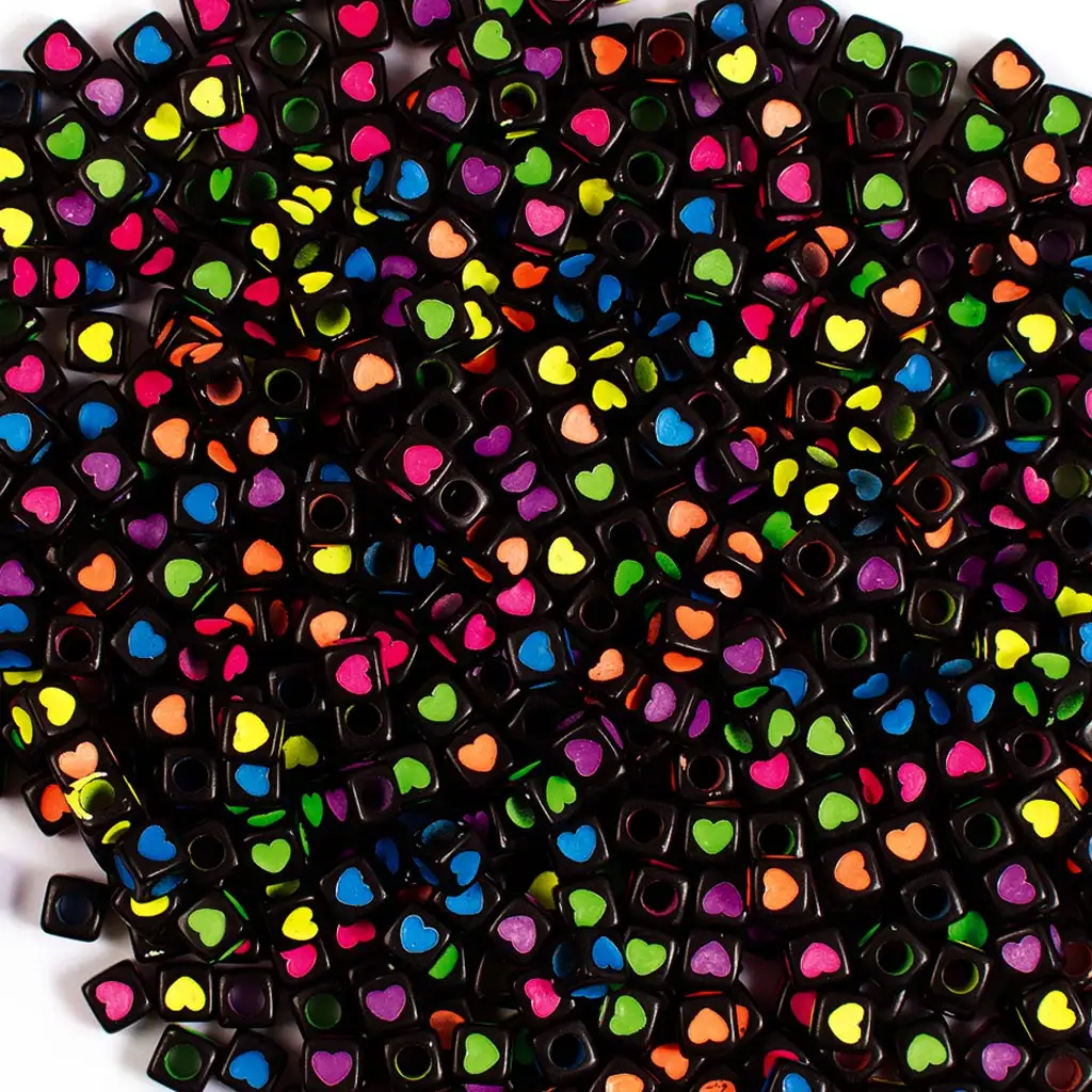 PlayBox: Fekete műanyag szívecskés gyöngy szett 300db-os