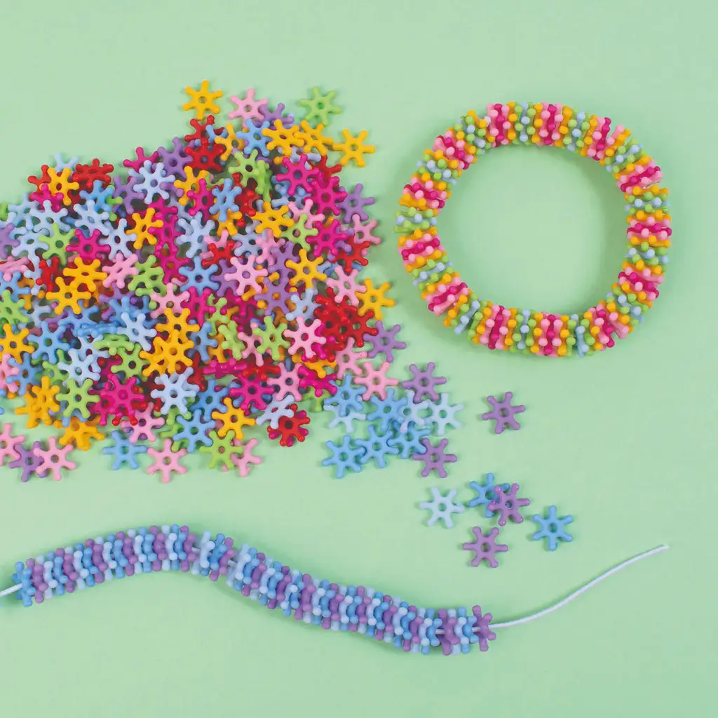 PlayBox: Műanyag színes hópehelyformájú gyöngy szett 6200db-os kép 2