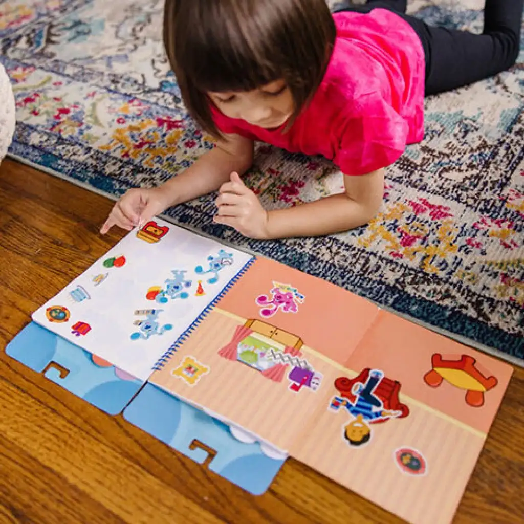 Melissa & Doug: Azúrkék újrahasználható matricás füzet kép 3