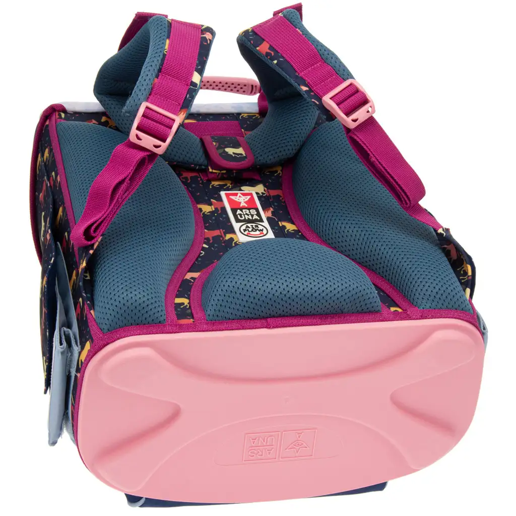Ars Una: Wild and Free kompakt ergonomikus mágneszáras iskolatáska, hátizsák 33x41x24cm kép 5