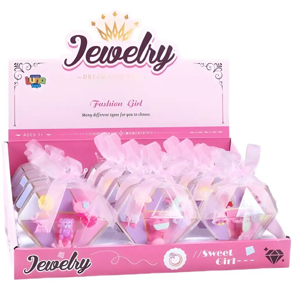 Gyűrű szett többféle változatban gyémántalakú dobozban 1db kép 2