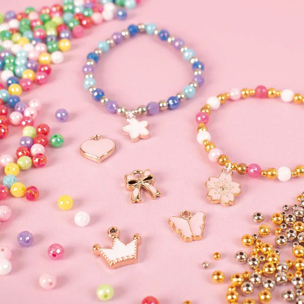 PlayBox: Charm karkötő készítő gyöngy szett medálokkal 500db-os kép 4