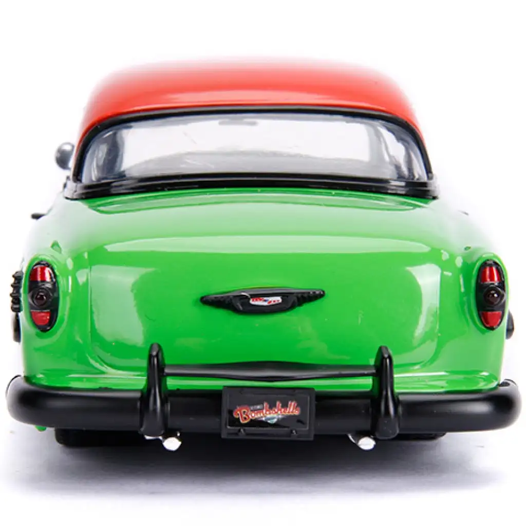 DC Comics: Méregcsók figura és 1953 Chevy Bel Air fém autómodell 1/24 - Simba Toys kép 5