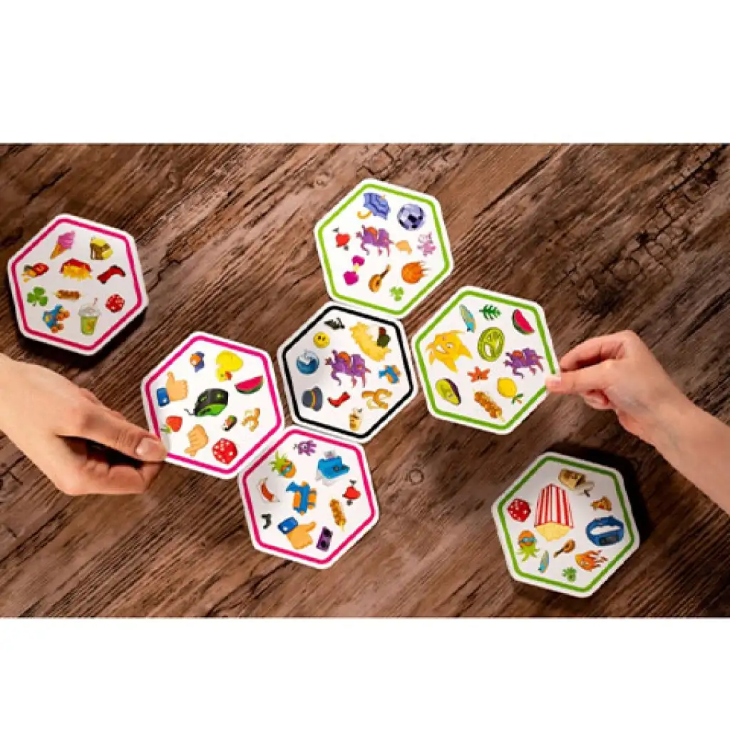 Dobble Connect társasjáték kép 3