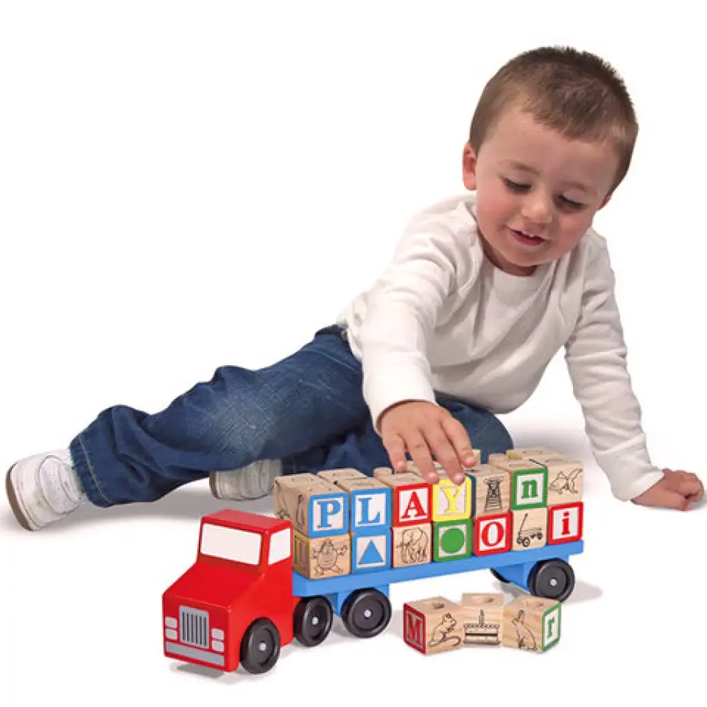 Betűszállító fa kamion - Melissa & Doug kép 3