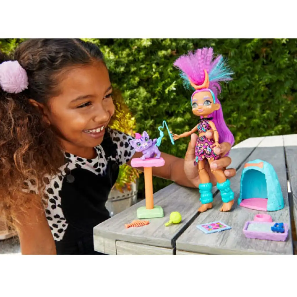 Cave Club: Roaralai játékszett kiegészítőkkel - Mattel kép 4