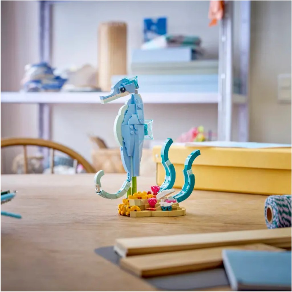 LEGO® Creator: Tengeri állatok: Csodálatos delfinek (31385) kép 3