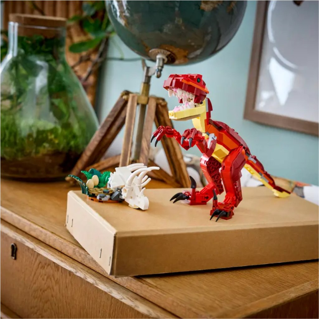 LEGO® Creator: Veszedelmes dinoszaurusz (31379) kép 6