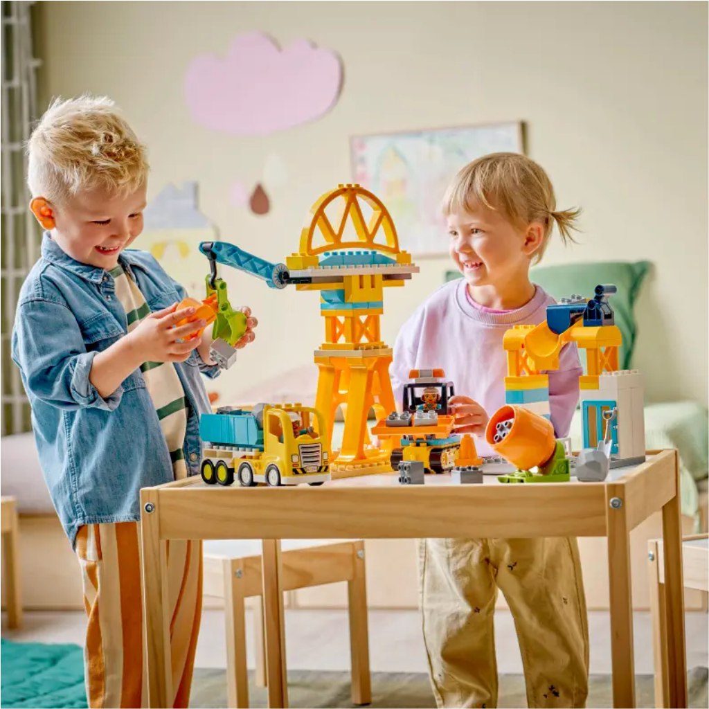 LEGO® DUPLO®: 3 az 1-ben építési terület és munkagépek (10476) kép 4