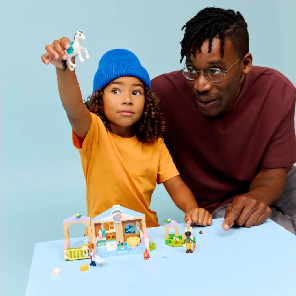 LEGO® Friends: Állatklinika (42696) kép 4