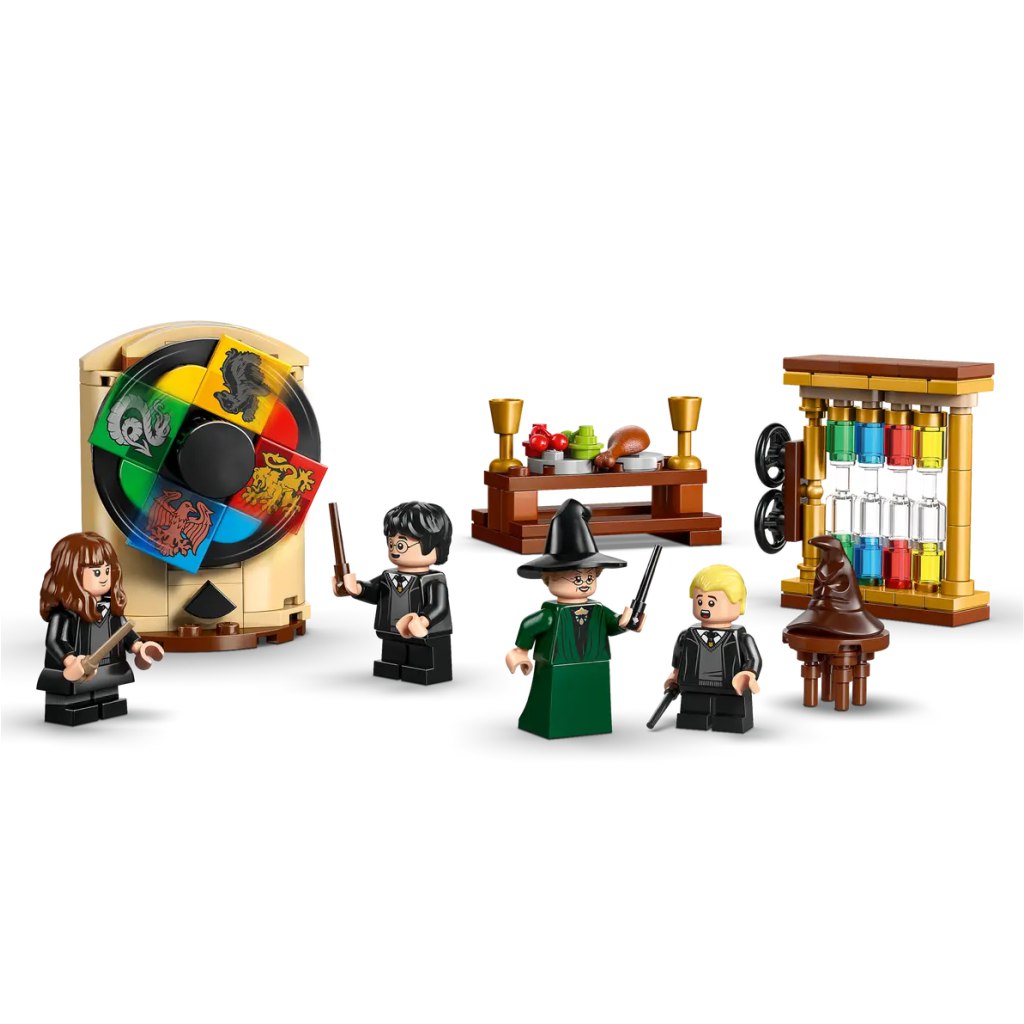 LEGO® Harry Potter: Roxfort™ kastély: A Teszlek Süveg kiválasztási ceremóniája (76460) kép 3