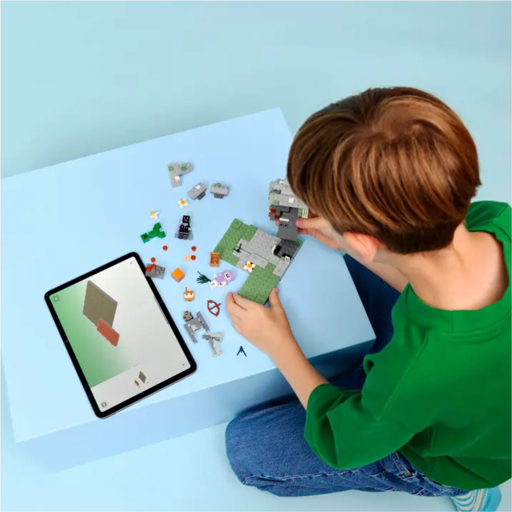 LEGO® Minecraft: A sápadtkert (21586) kép 5