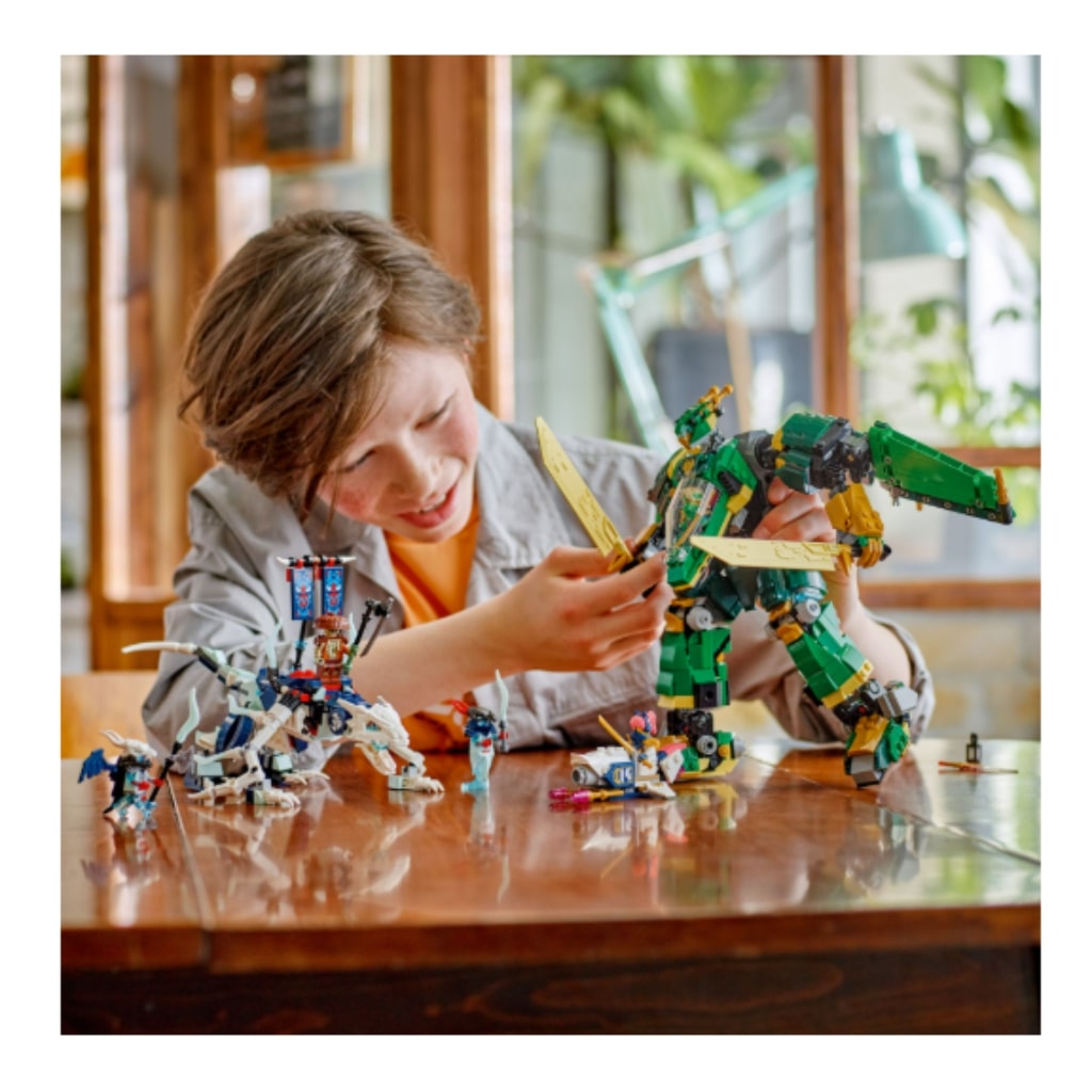 LEGO® Ninjago: Lloyd repülővé alakítható robotja (71845) kép 3