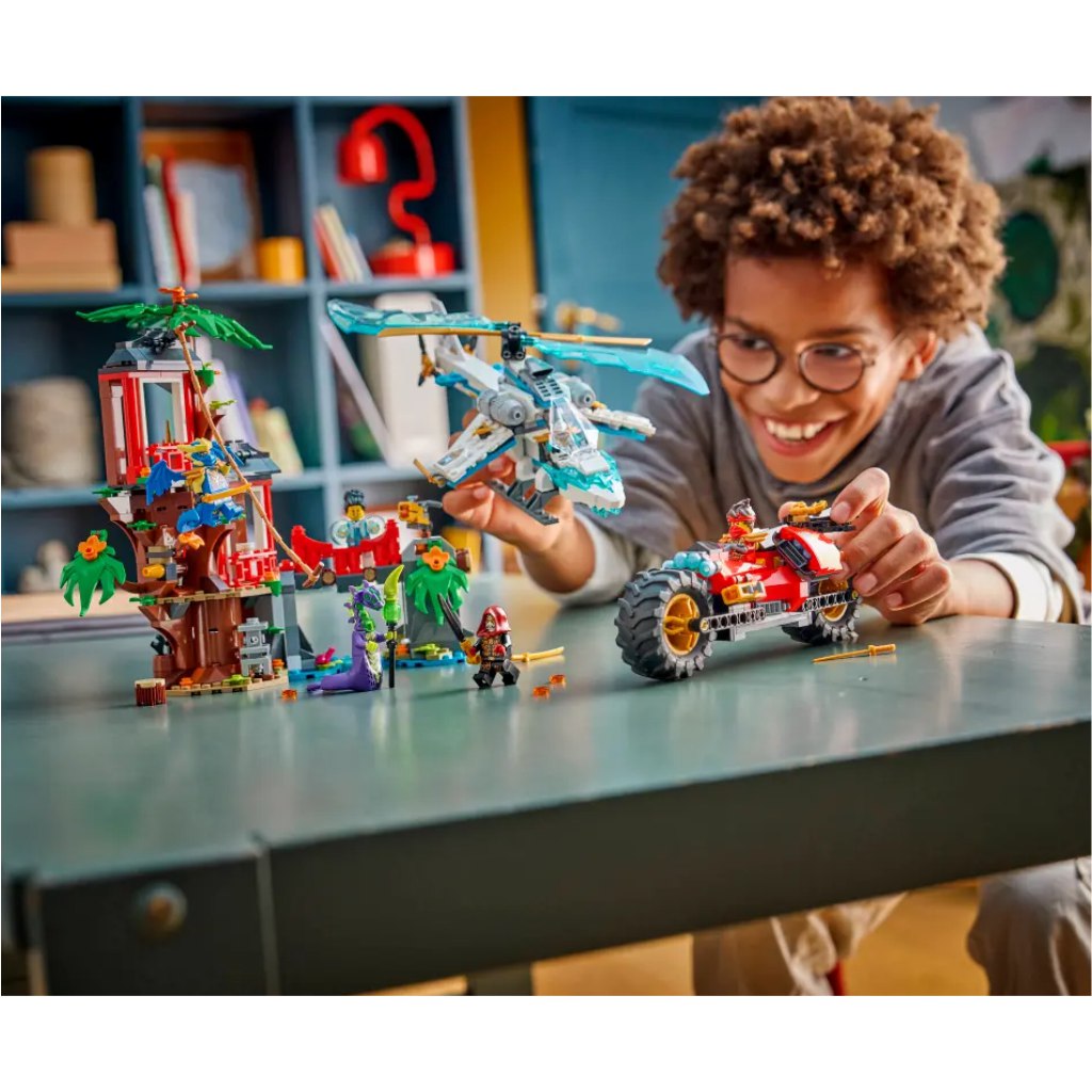 LEGO® Ninjago: Nindzsajárművek csatája a lombháznál (71857) kép 4