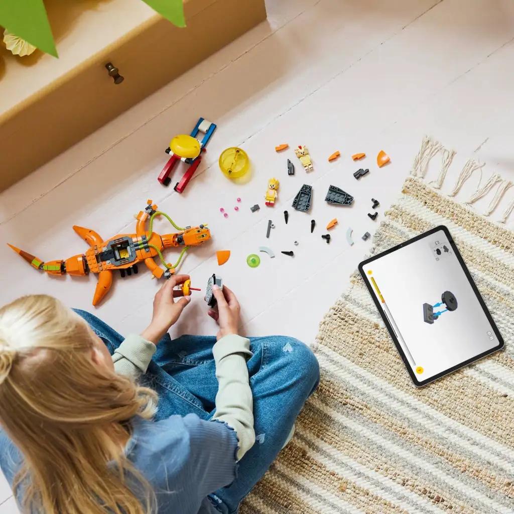 LEGO® Sonic the Hedgehog™: Super Shadow Biolizard ellen (77003) kép 4