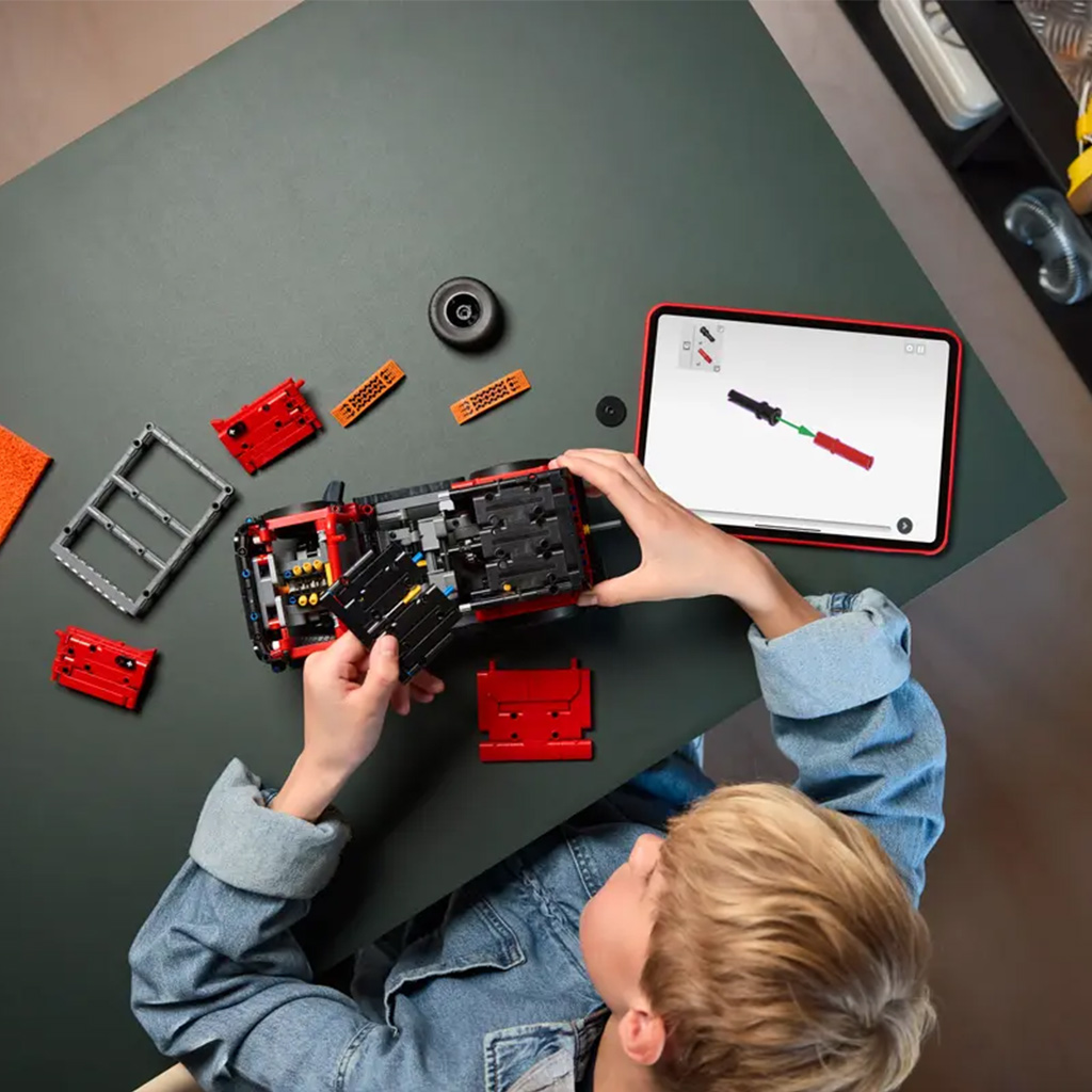 LEGO® Technic: Ford Bronco® SUV (42213) kép 7