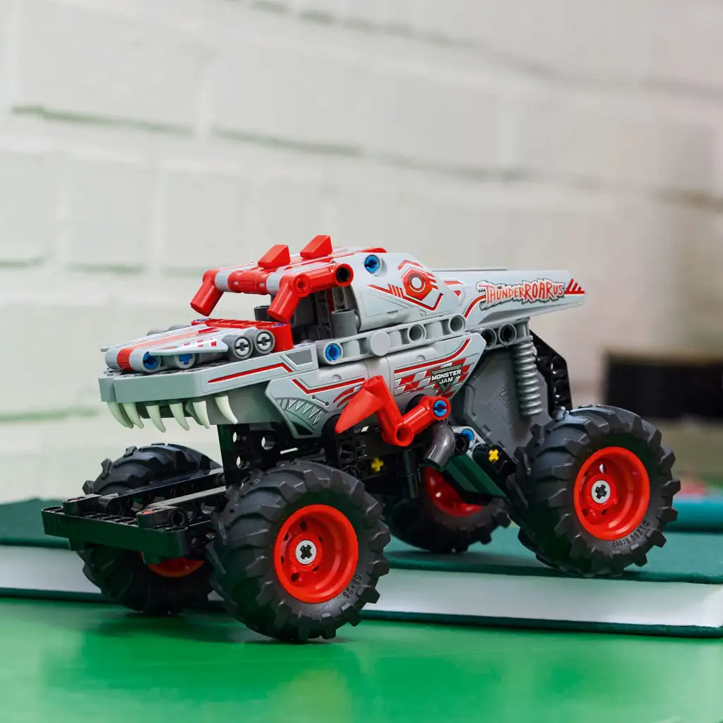 LEGO® Technic: Monster Jam™ ThunderROARus™ (42200) kép 3