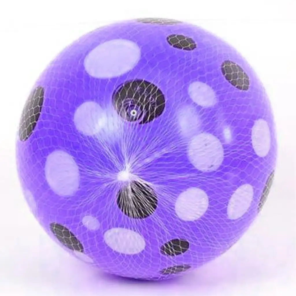 Gumilabda pöttyös mintával 23cm több változatban