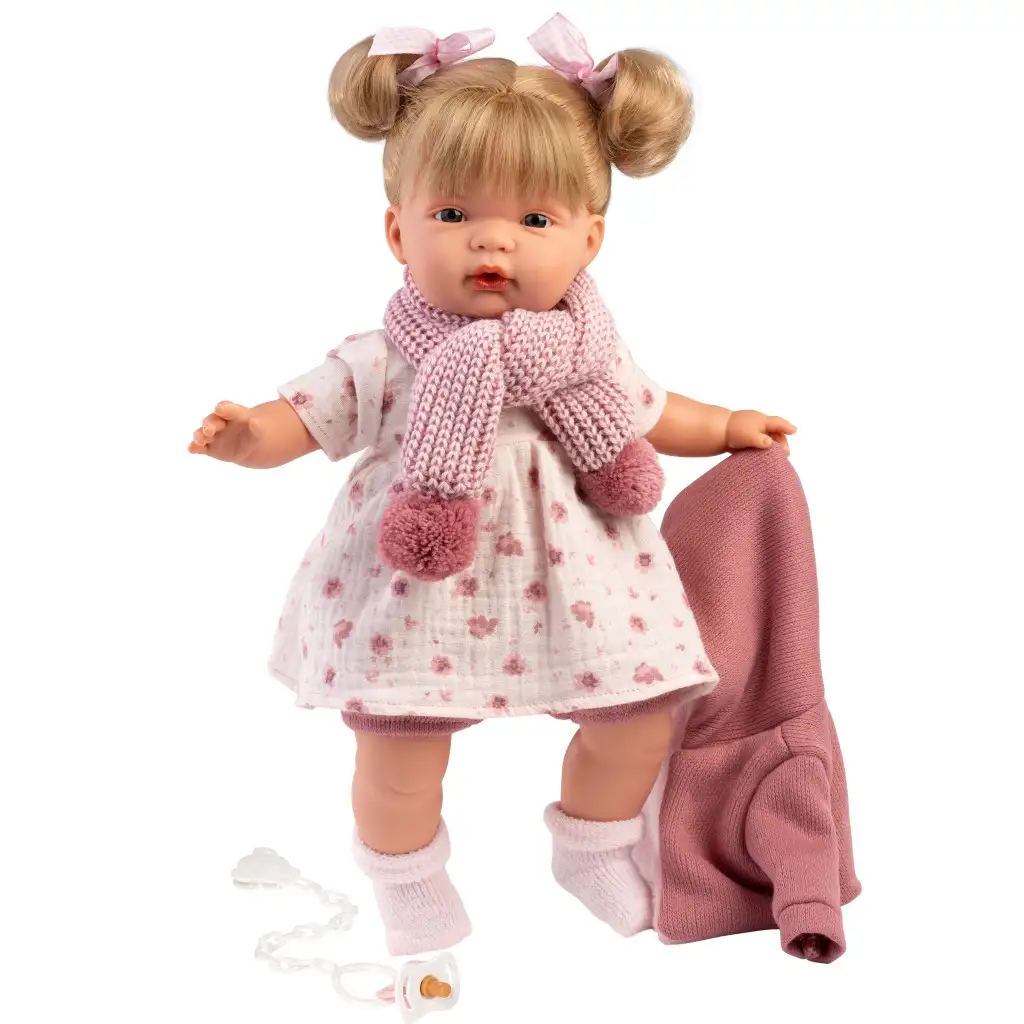 Llorens: Joelle 38cm-es baba hanggal kötött kabátban sállal kép 2