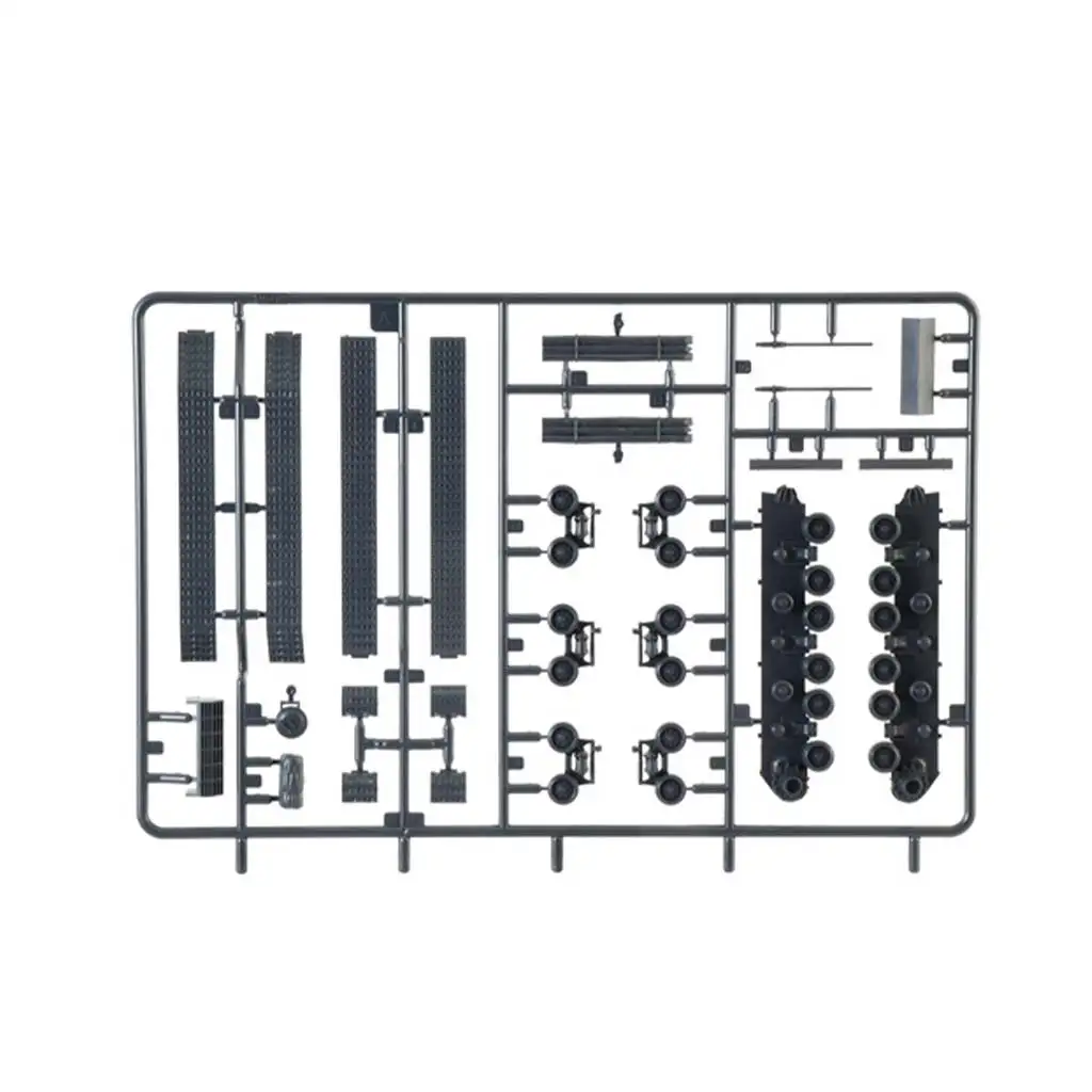 Italeri 1/56 M4A3E8 Sherman Fury tank makett kép 5