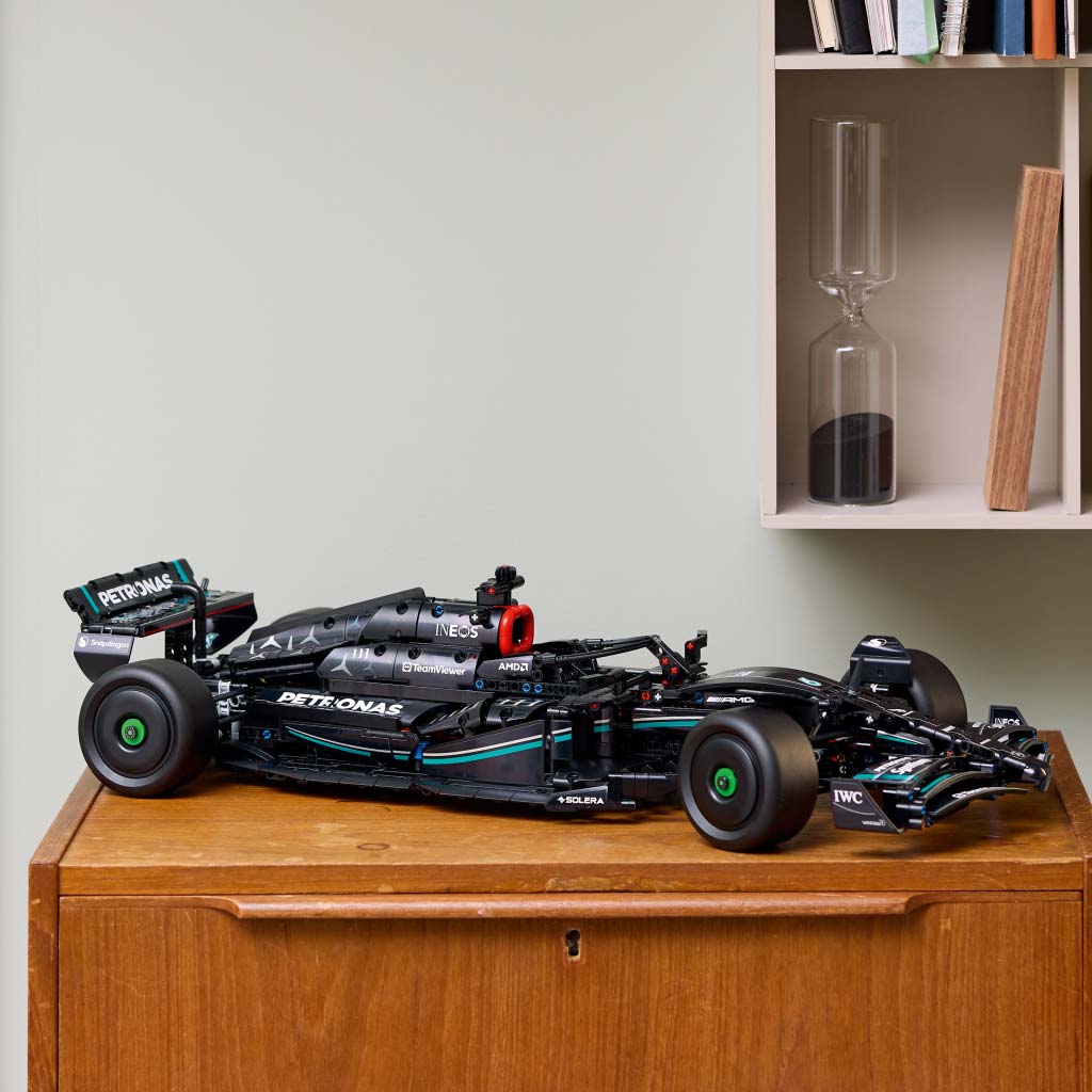 LEGO® Technic: Mercedes-AMG F1 W14 E Performance (42171) kép 8