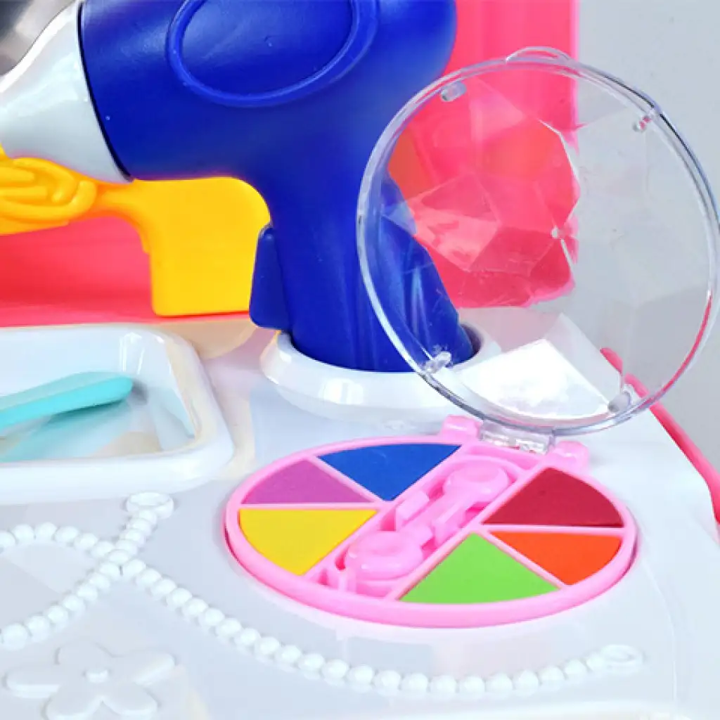 Rózsaszín szépségszett hátizsákban játék sminkekkel, tükörrel és kiegészítőkkel kép 4