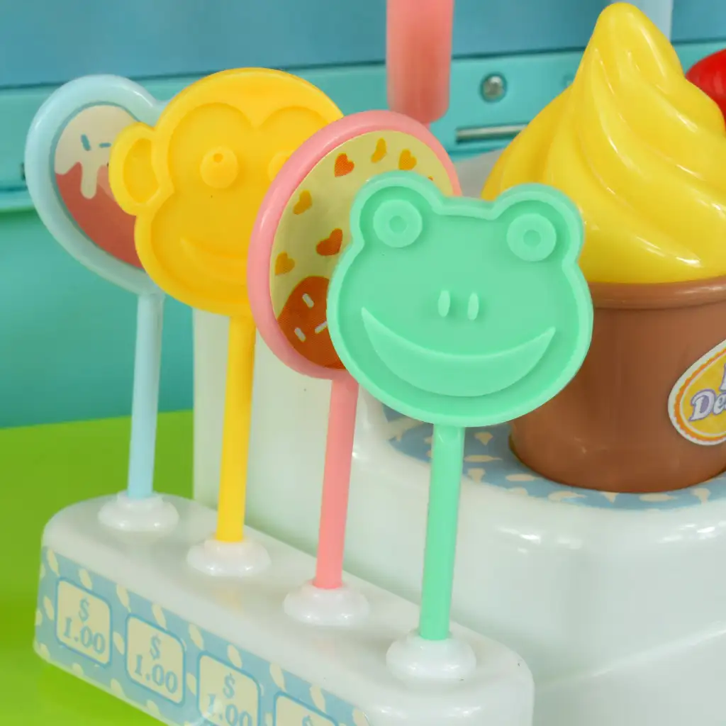 Touring Car: Desszertes autó édességekkel és kiegészítőkkel 40cm kép 9