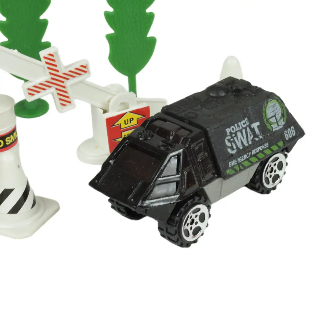 Police Set: Rendőrségi szett járművekkel és kiegészítőkkel többféle változatban 1db kép 8