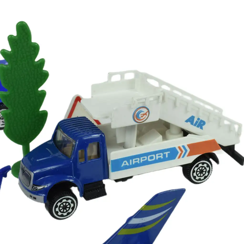 Aircraft: Reptülőtéri játékszett járművekkel, repülővel és kiegészítőkkel kétféle változatban kép 9