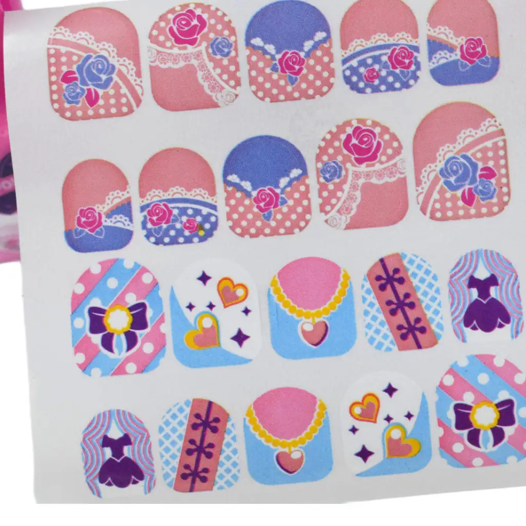 Nail Art: Manikűr szett bőrönddel, körömlakkokkal és kiegészítőkkel kép 4