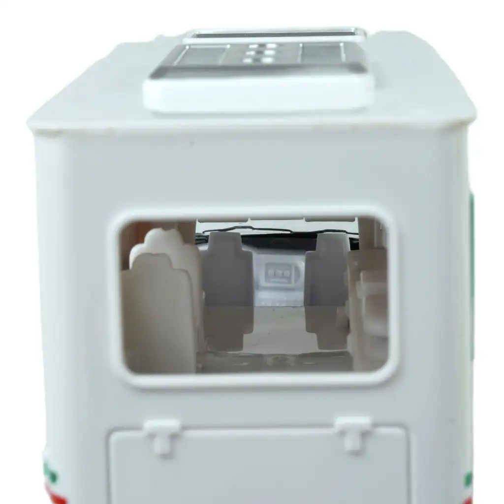 Die-Cast: Fém lakóautó többféle változatban 17cm 1db kép 8