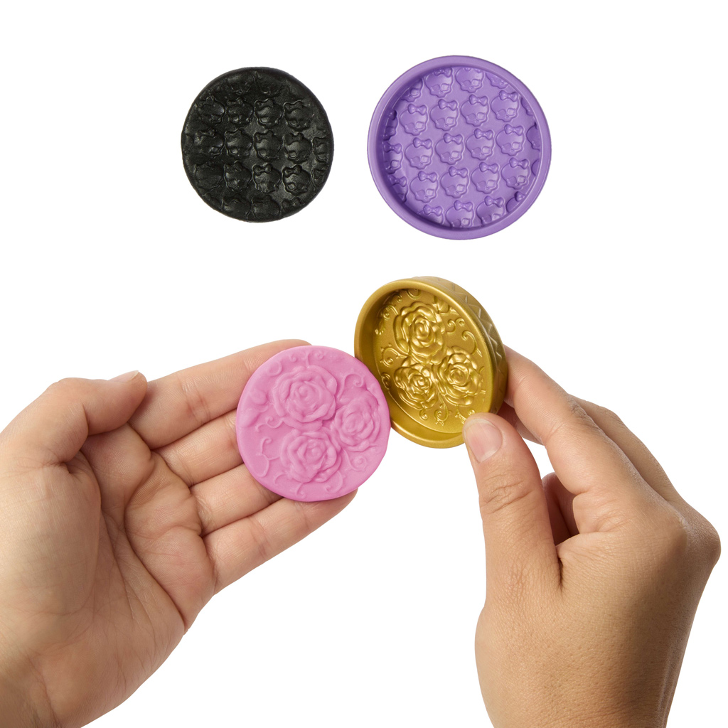 Monster High: Scary Sweet Birthday – Clawdeen Wolf baba tortadíszítő játékszett - Mattel kép 5