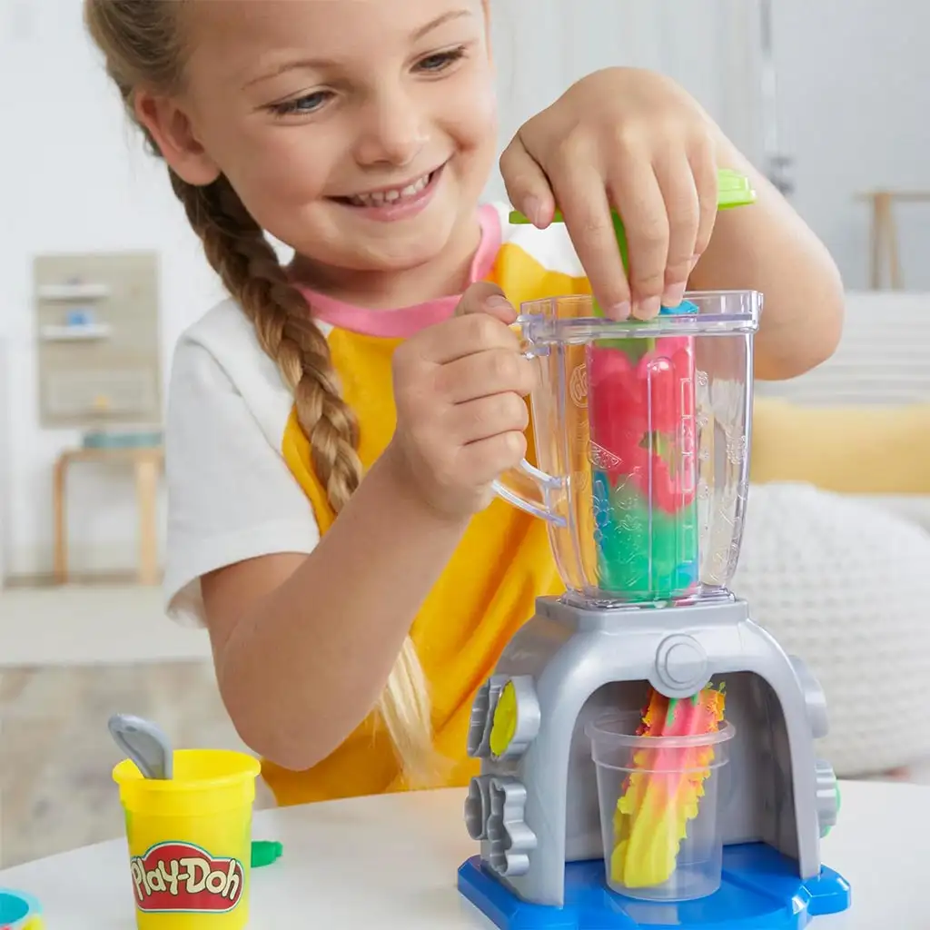 Play-Doh: Swirlin Smoothies Turmixgép 5 tégely gyurmával 198g kép 3