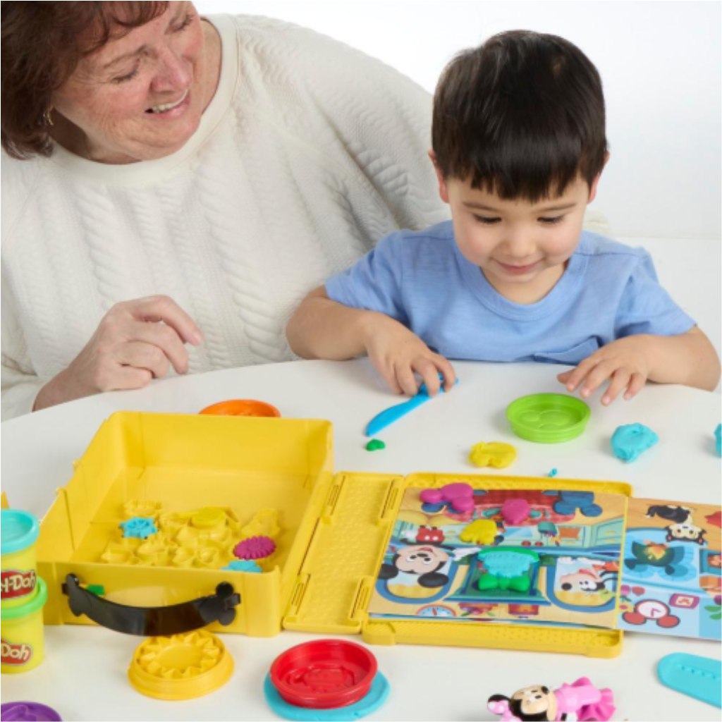Play-Doh: Disney Jr. Shape a Story gyurmaszett - Hasbro kép 2