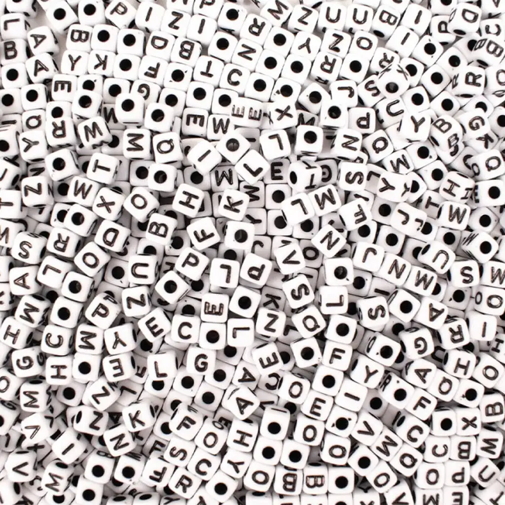 PlayBox: Mini betűs fűzhető 1000db-os gyöngy csomag