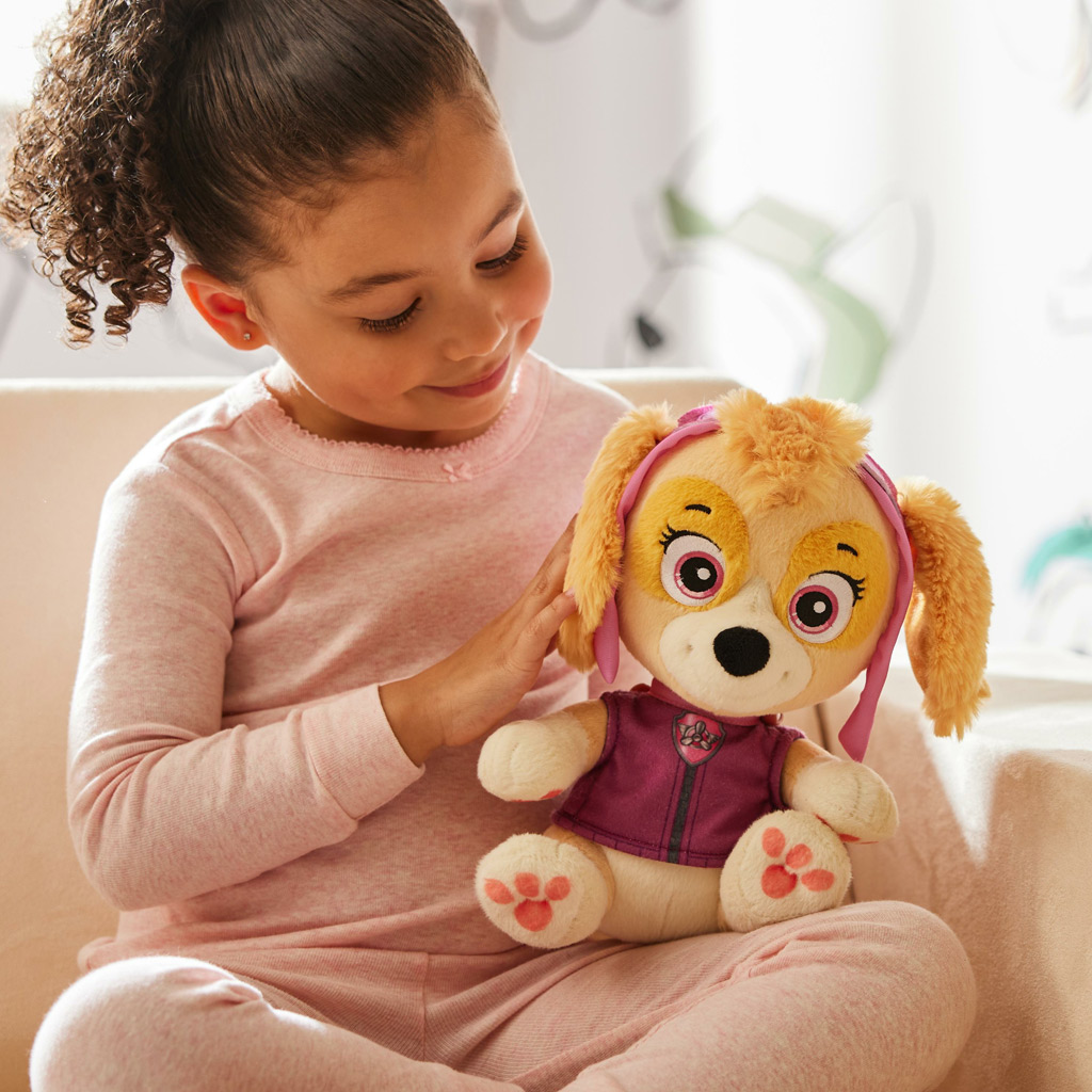 Mancs őrjárat: Skye alvós plüss figura kifordítható ruhában 25cm - Spin Master kép 4