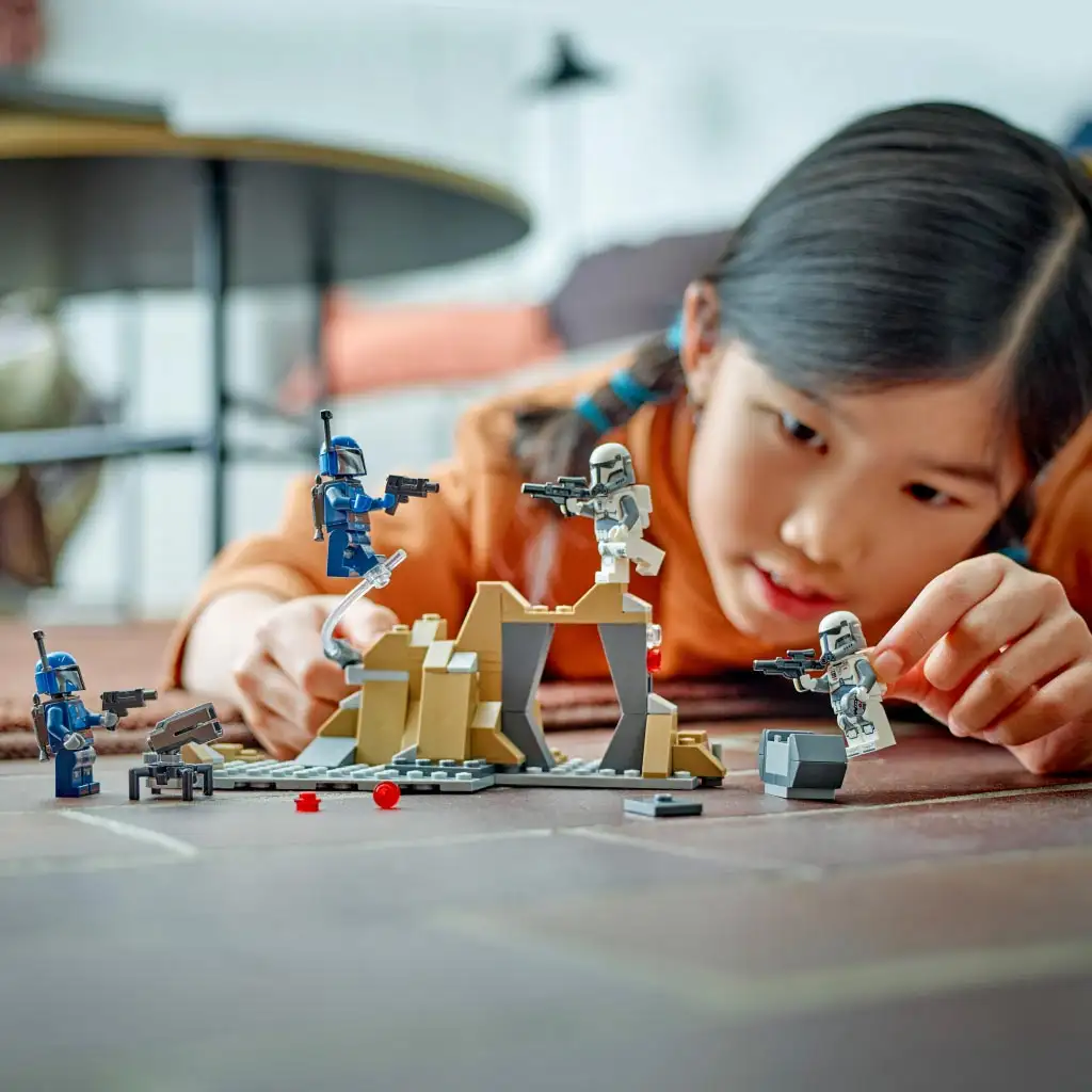 LEGO® Star Wars™: Csapda a Mandalore™ bolygón harci csomag (75373) kép 4