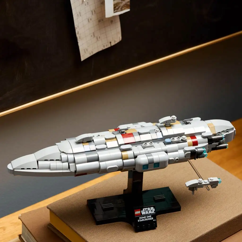 LEGO® Star Wars™: Home One-típusú csillagcirkáló (75405) kép 4